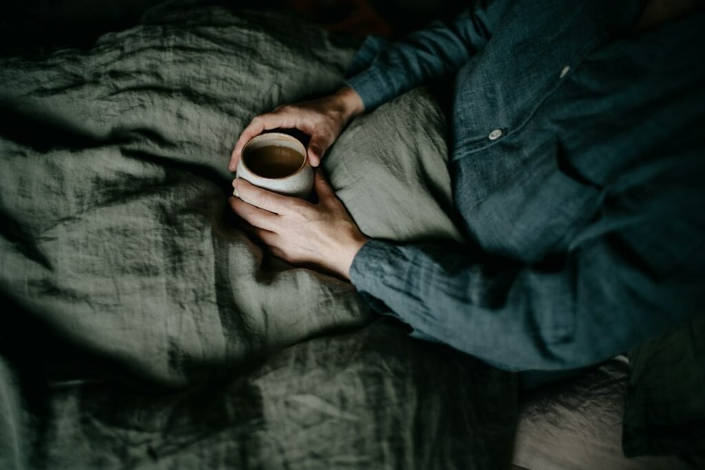 How to Create a Calming Nighttime Drink Routine